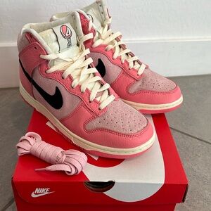Nike Dunk High Hoops Pack Pink Womens Size 9 Med soft Pink / Black